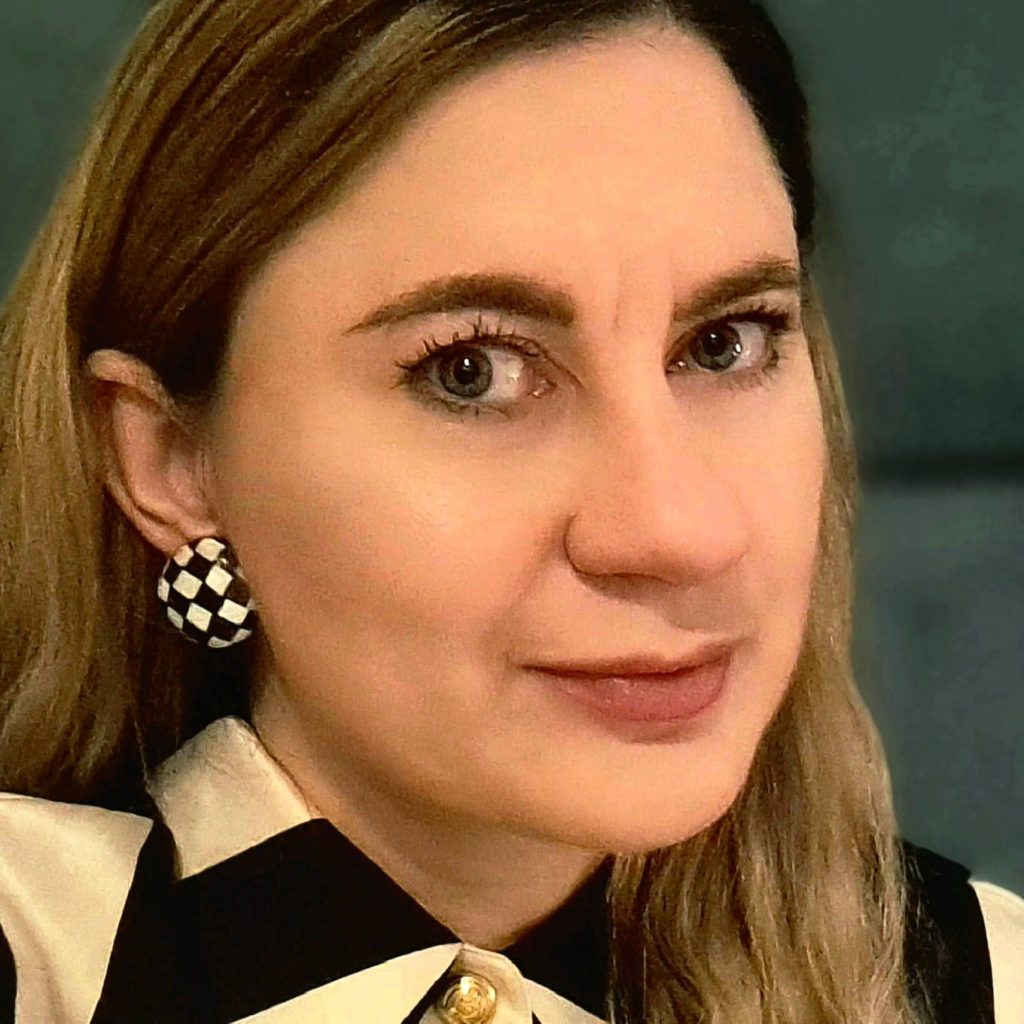 Anna Dwojnych-Kajkowska - (Kwartalnik)